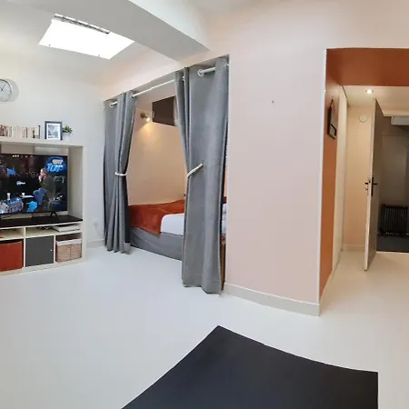 Le Souplex Apartment Troyes Exterior photo